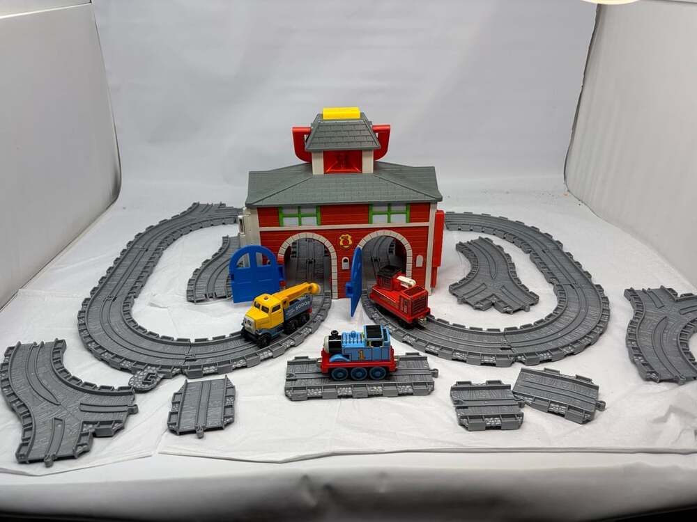 Thomas&Friends Take Along Sodor Rescue Station Playset with DieCast Trains&Track